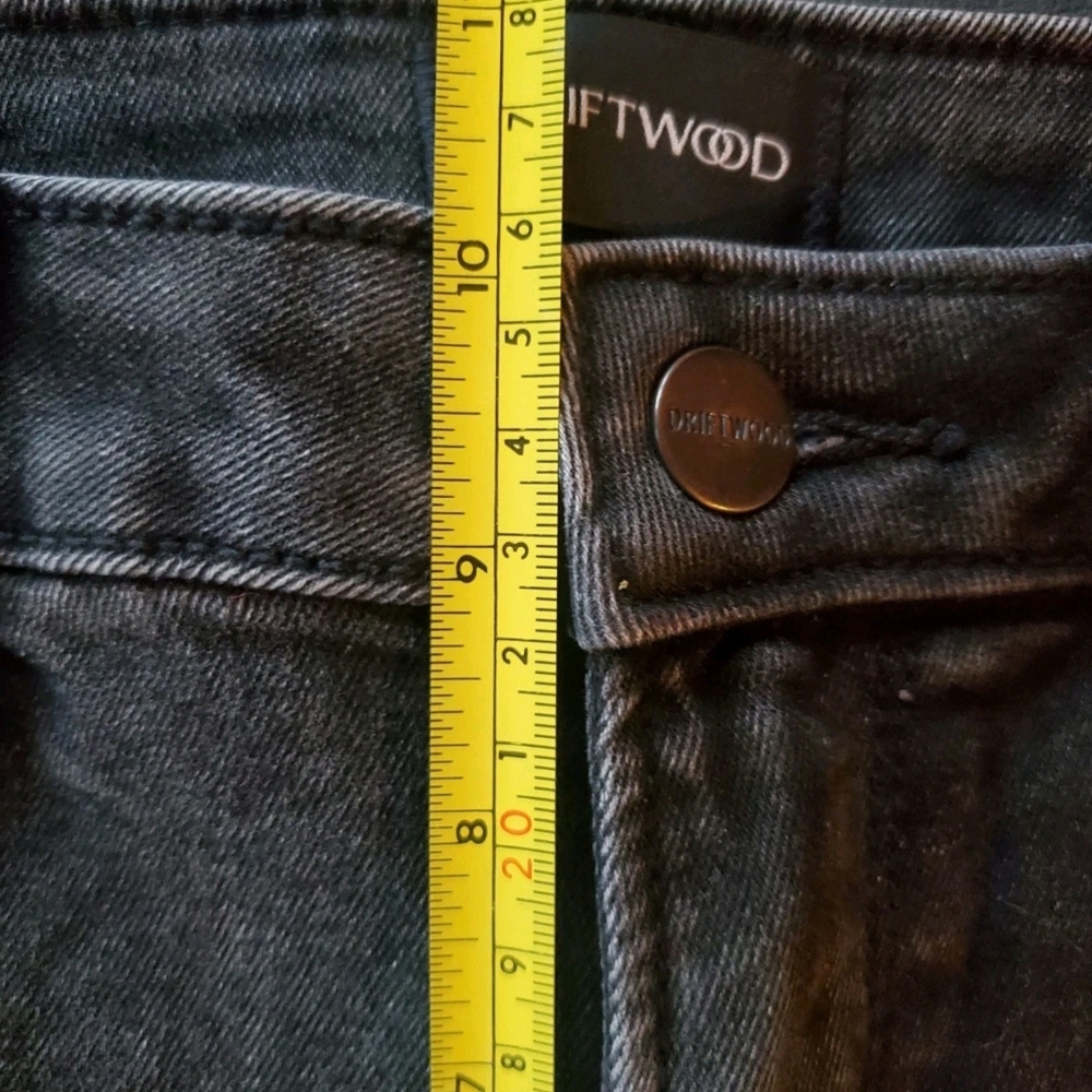 Driftwood Jackie Embroidered Jeans Womens Size 6 L28 Black Floral Rose Stretch - Picture 5 of 9